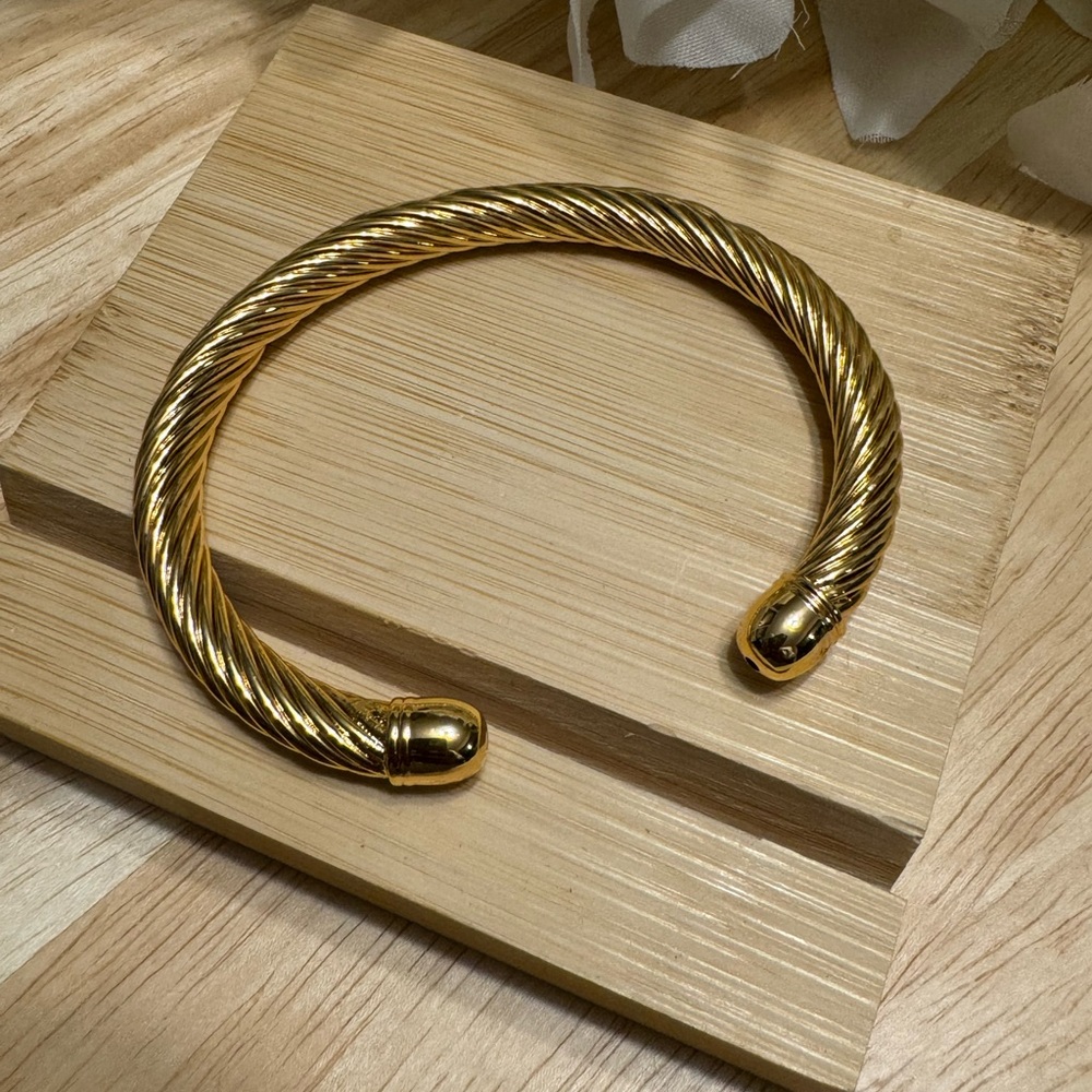 DENKAYS BRACLET BANGLES